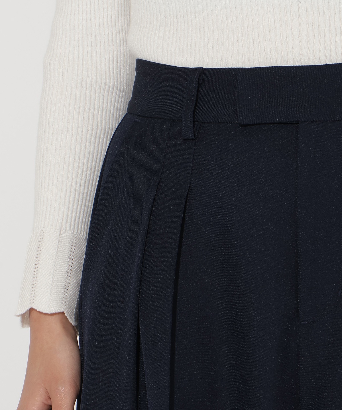 【先行予約受付中】タックワイドパンツ