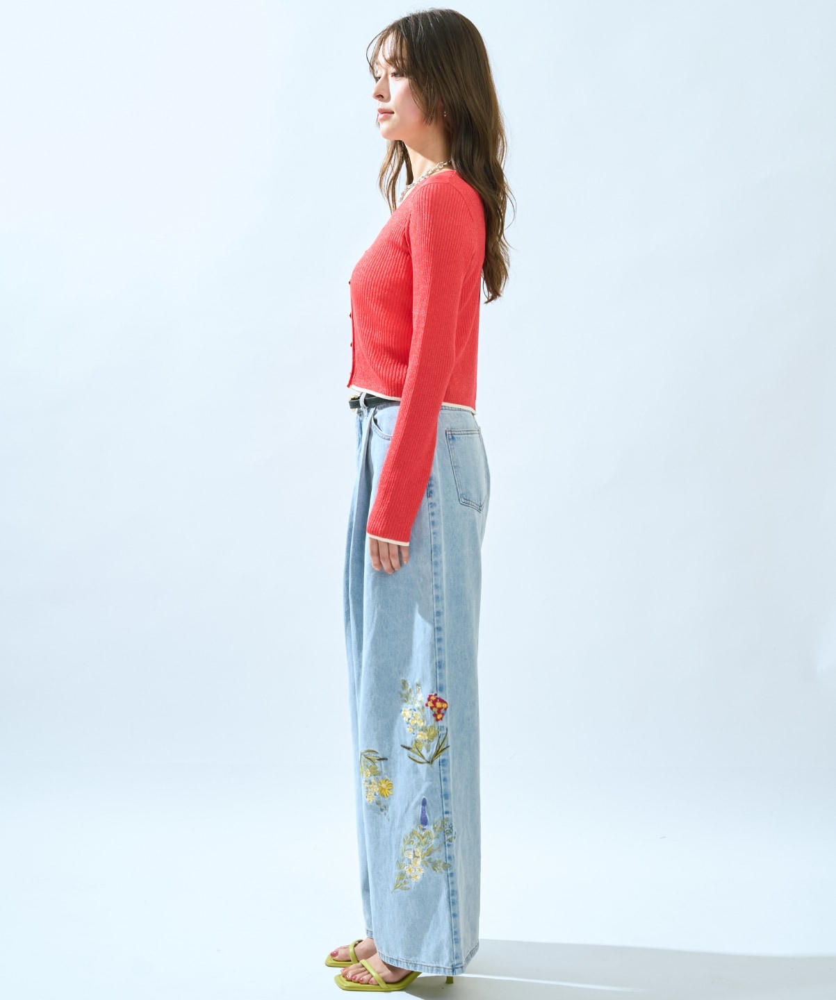 【先行予約受付中】刺繍デニムパンツ