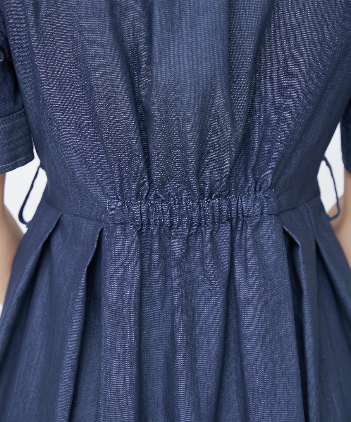 【先行予約受付中】ベルト付き５分袖デニムワンピース