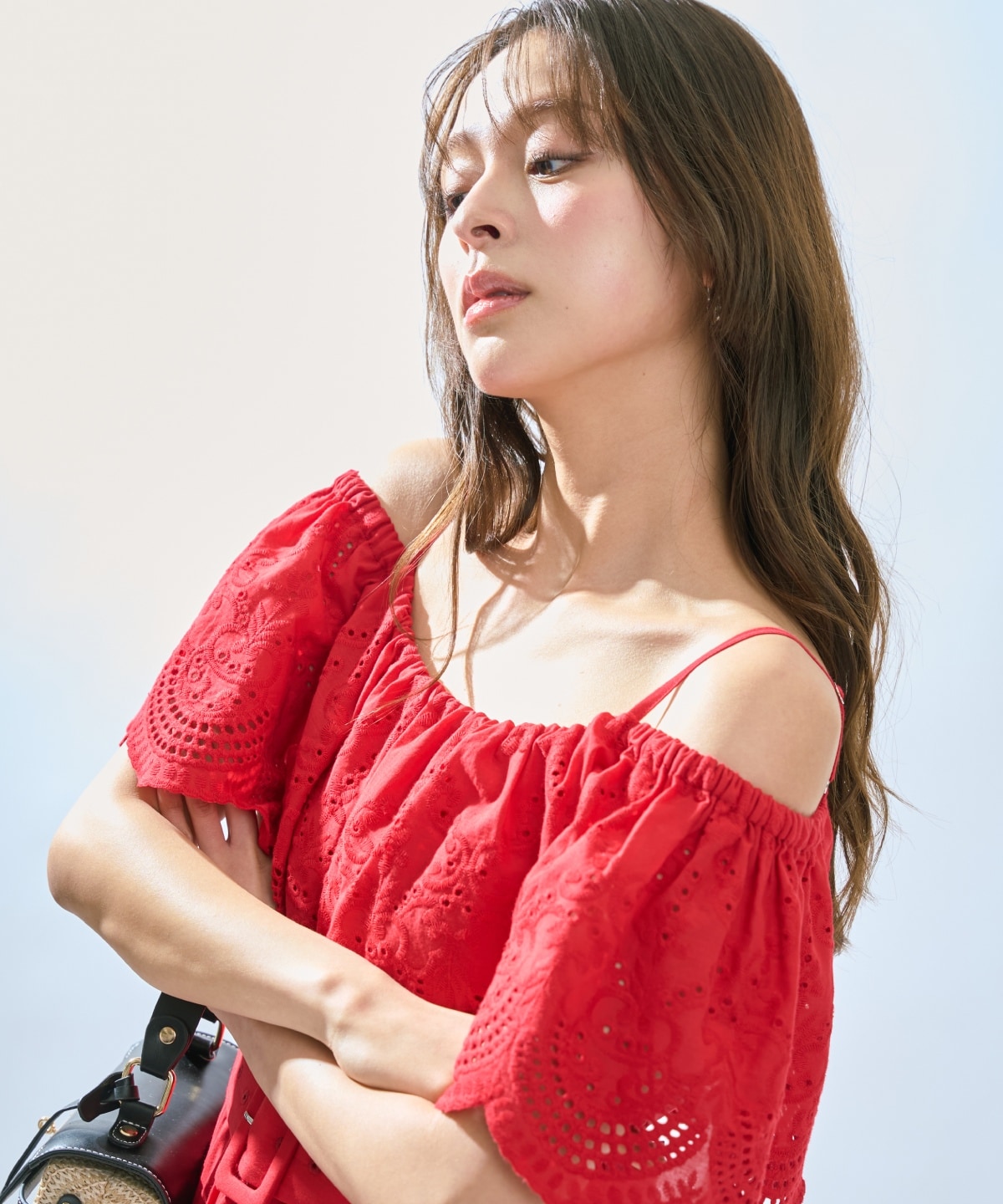 レースオフショルティアードワンピース