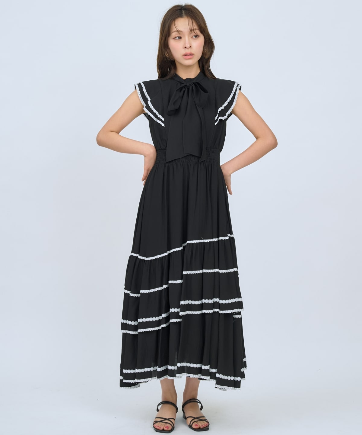 レーストリミングティアードワンピース