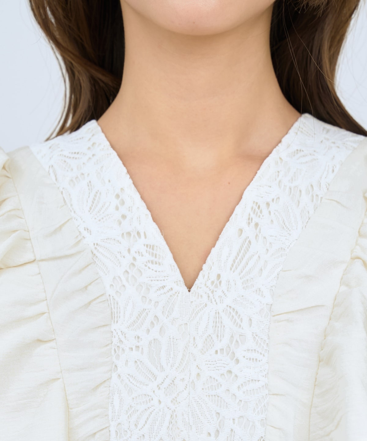 【先行予約受付中】Vネック襟レースティアードワンピース