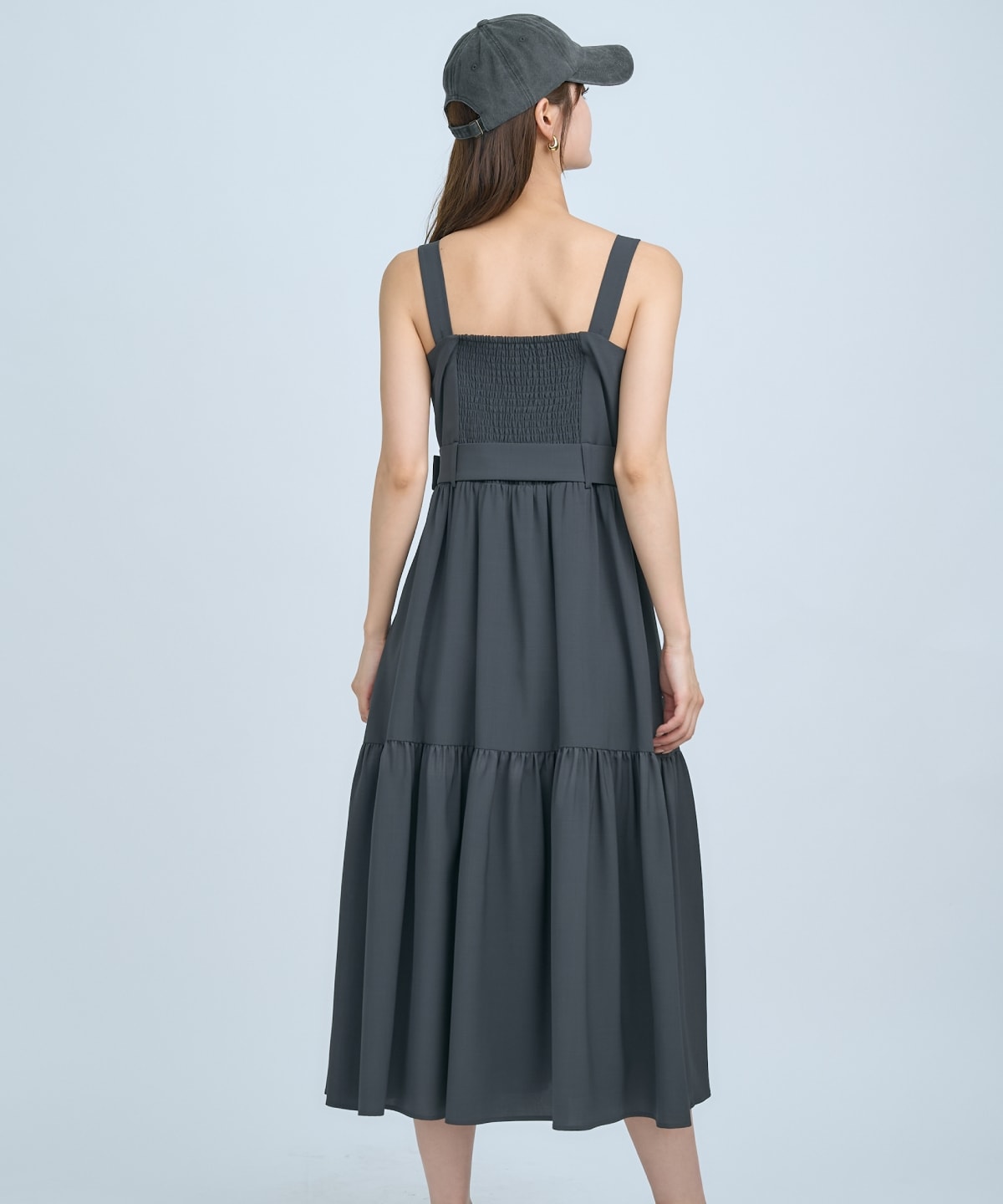 テーラードジレ×ティアードキャミワンピース