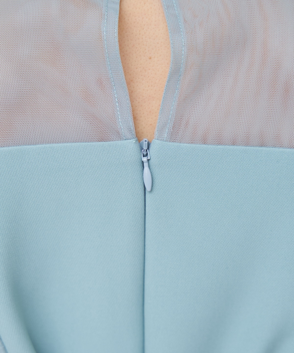 チュールギャザードレス