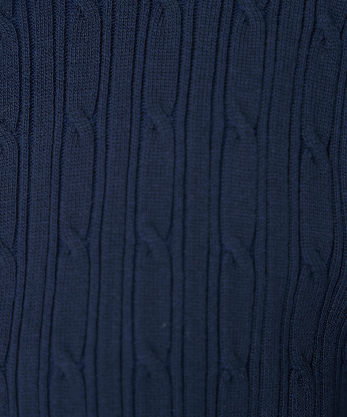 ケーブル編みカーディガンアンサンブル