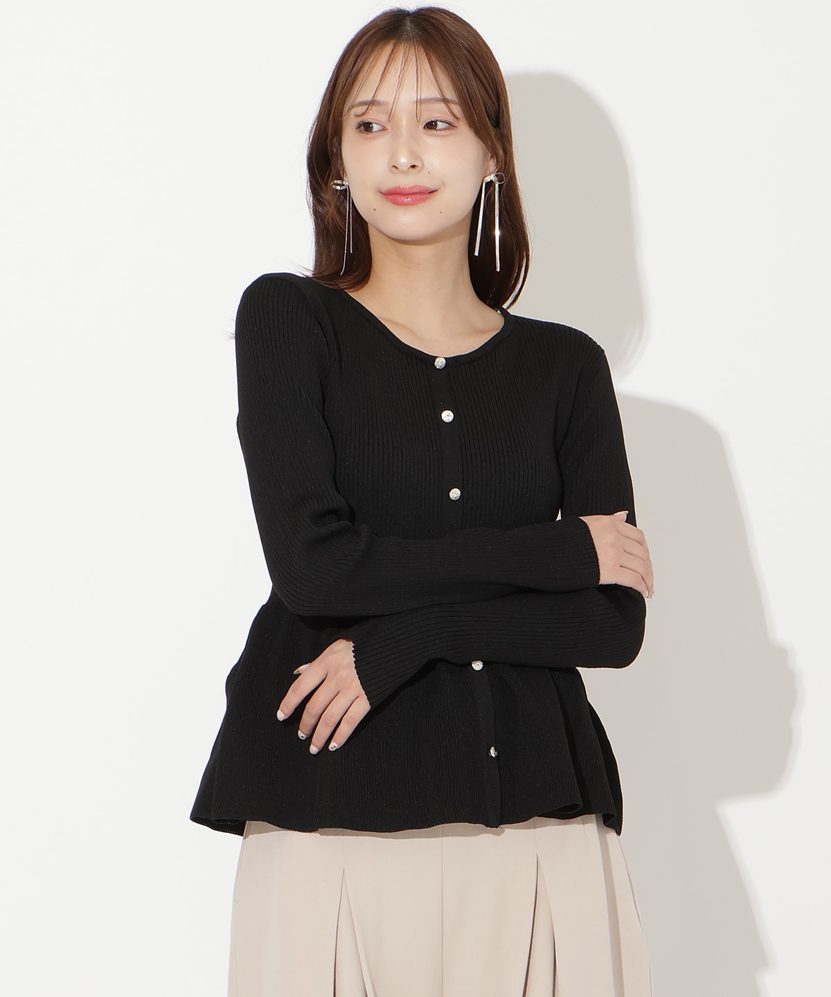 【先行予約受付中】シャツ襟付きペプラムニットプルオーバー