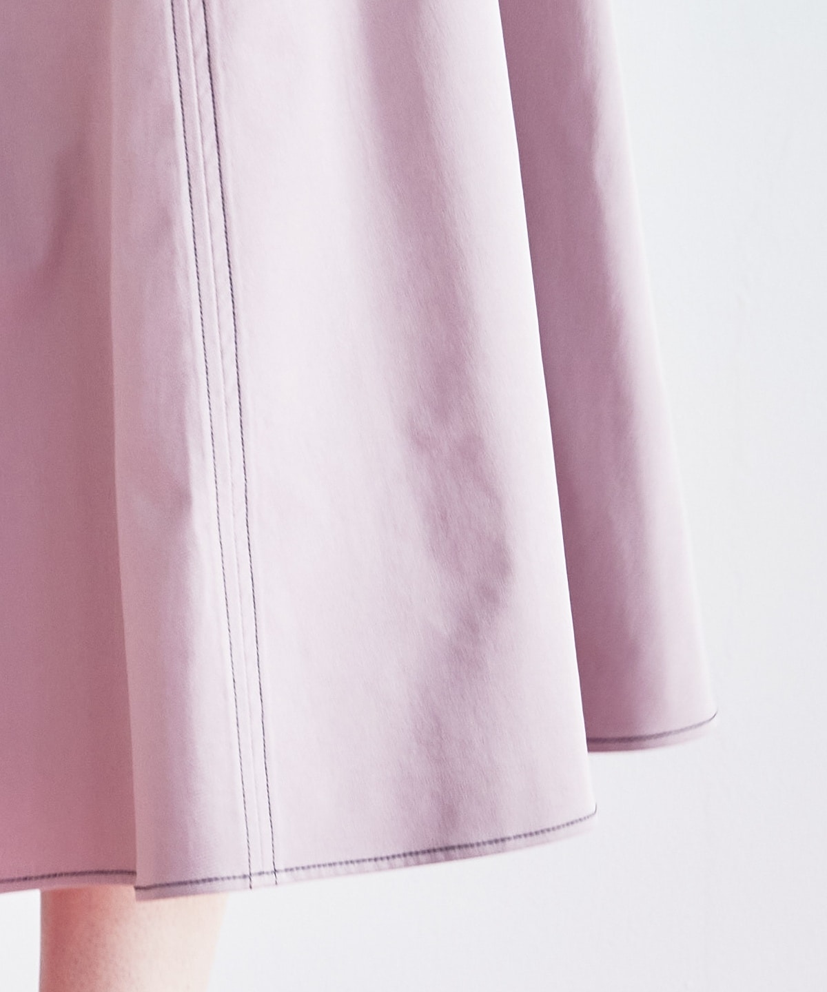 ステッチカラーフレアスカート