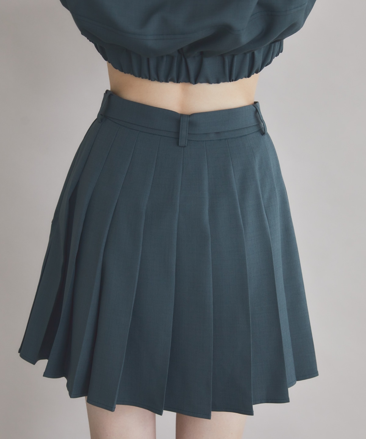 【セットアップ可能】ベルト付きプリーツショートスカート