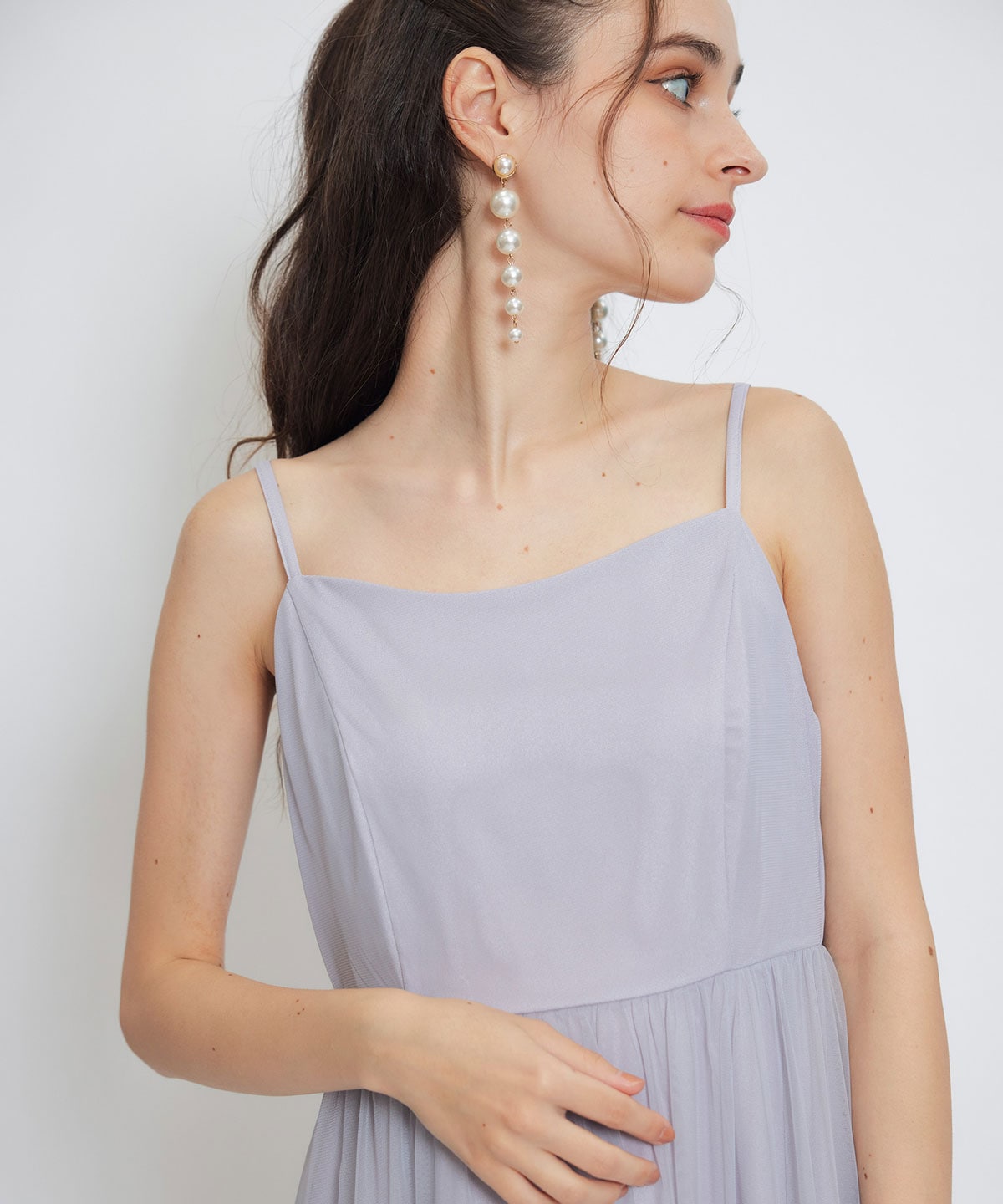 チュールフリルブラウス×キャミワンピースドレス