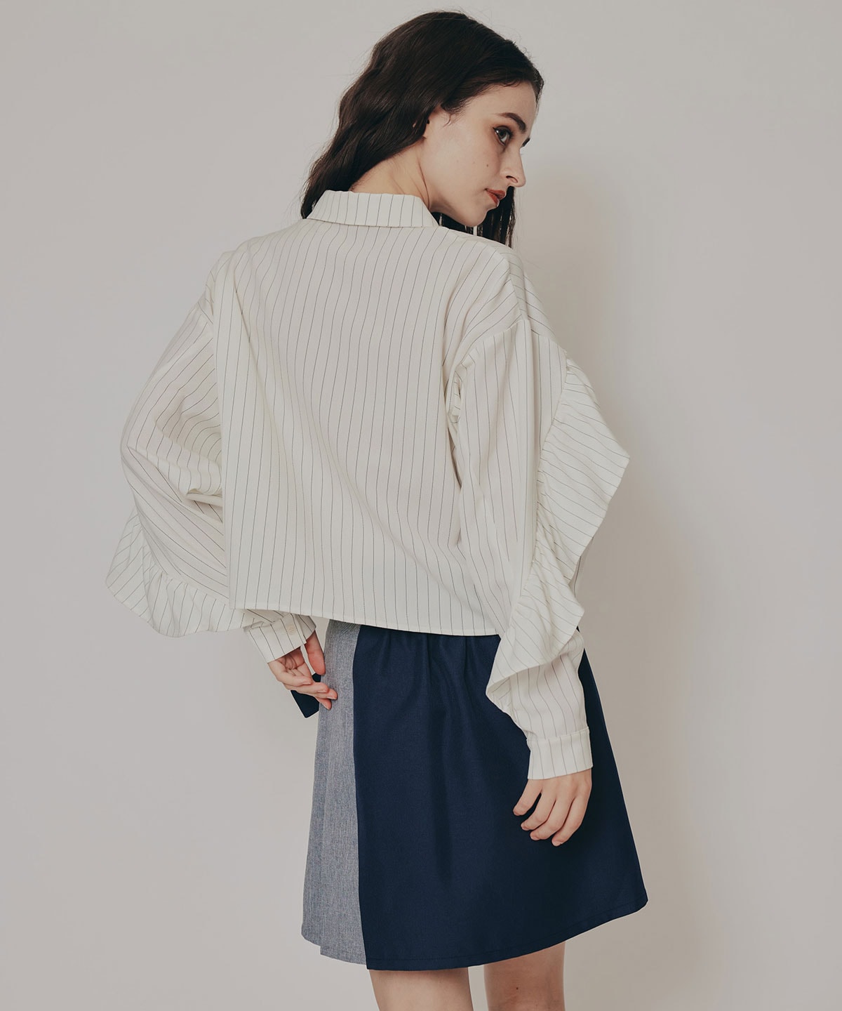 フリルラインストライプブラウス