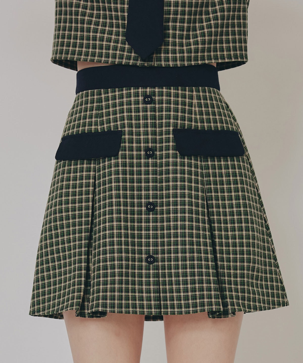 バイカラークラシックチェックブラウス×ミニスカートセットアップ