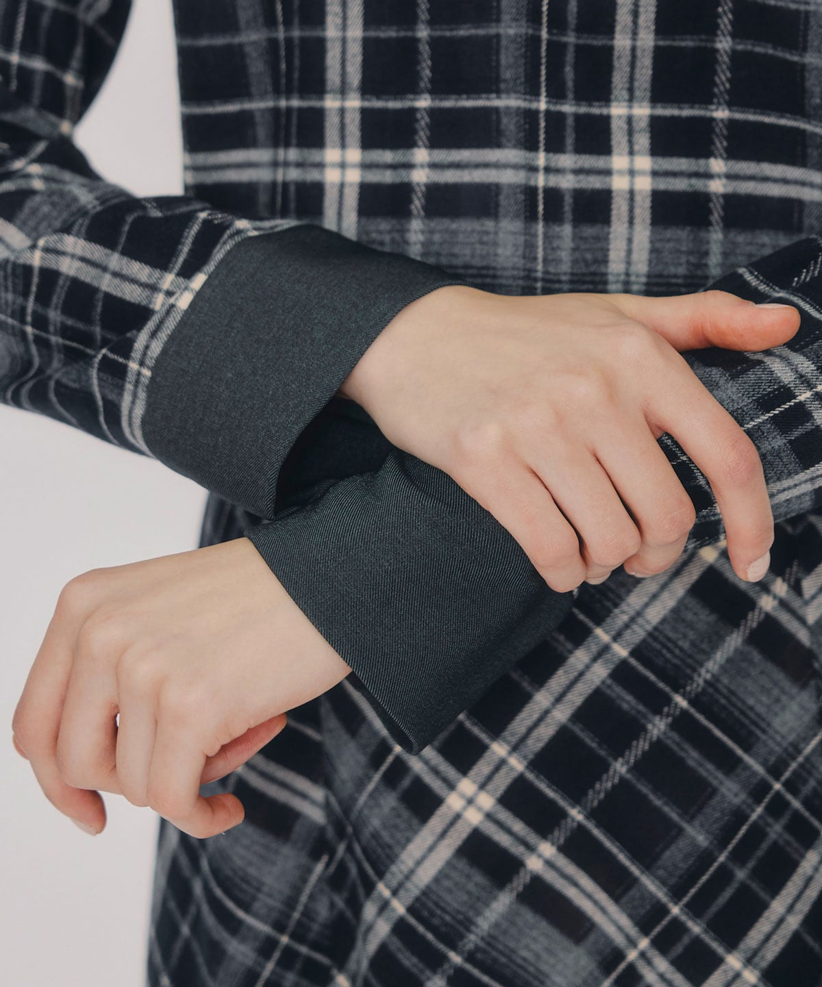 バイアスチェックショートブラウス×プリーツミニスカートセットアップ