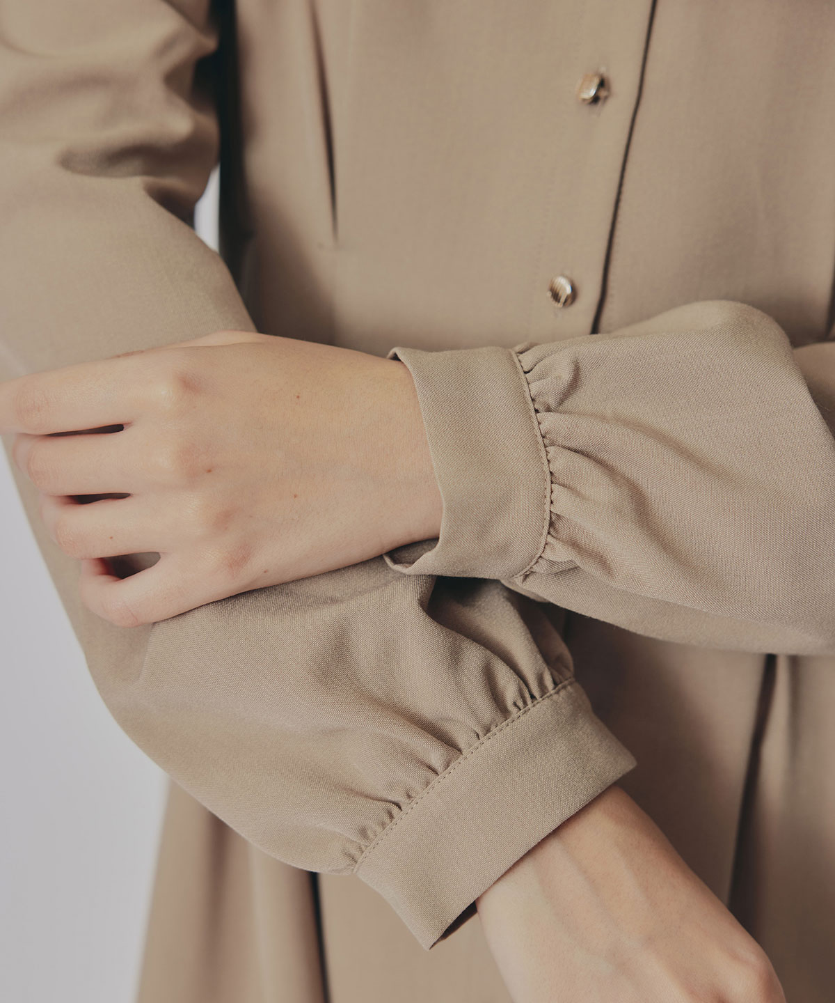 オープンショルダーフリルワンピース