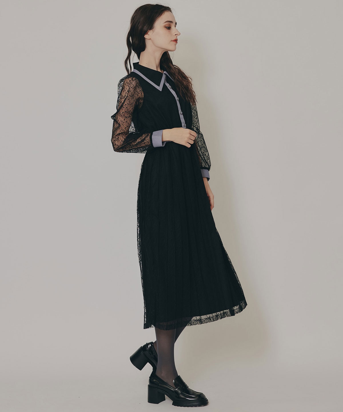 バイカラーレースプリーツロングスリーブワンピース