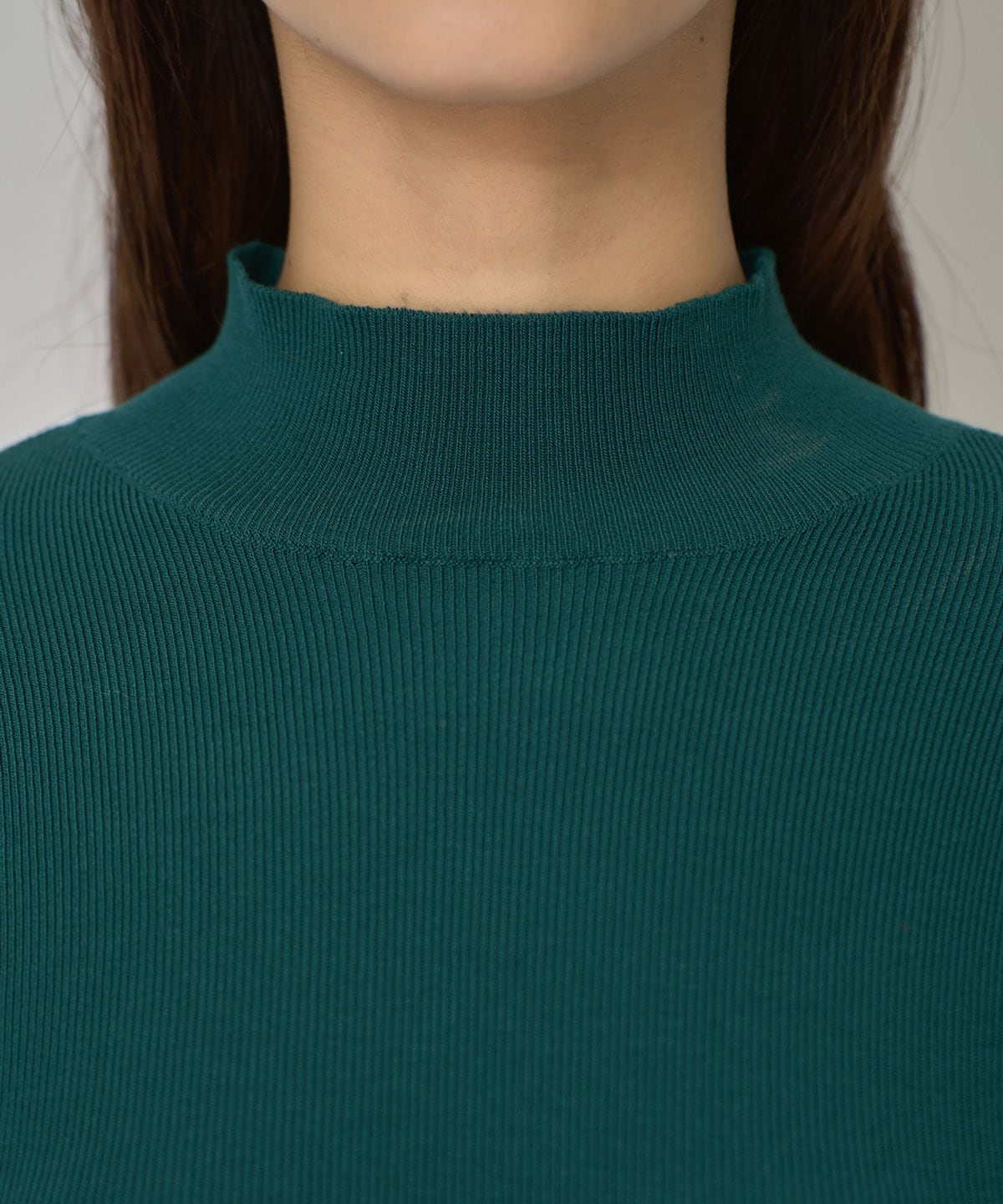 2WAYハイネックボタンニットトップス