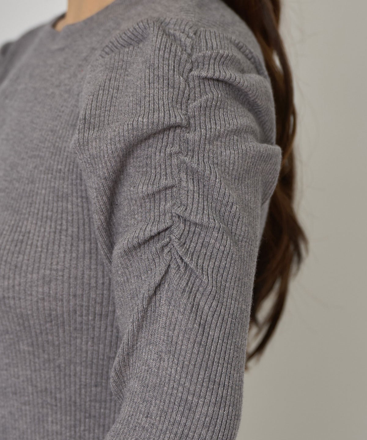 パワショルロゴリブニットトップス