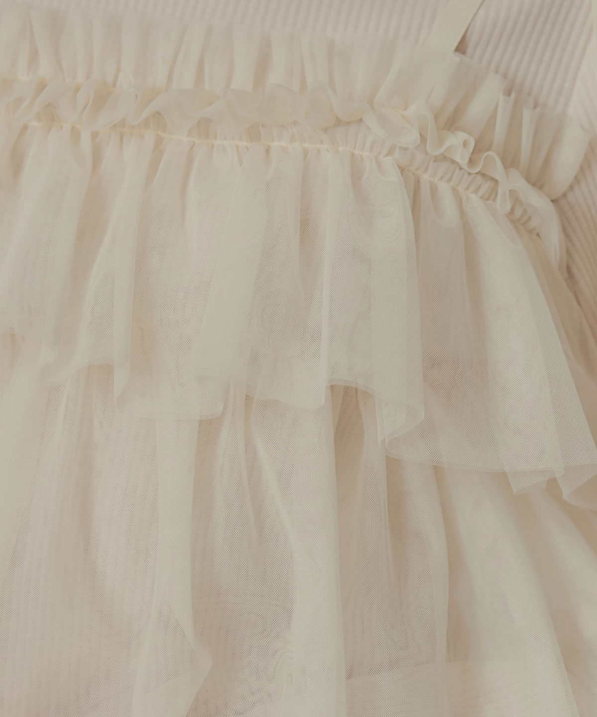 リボンチュールフリルビスチェニットトップス