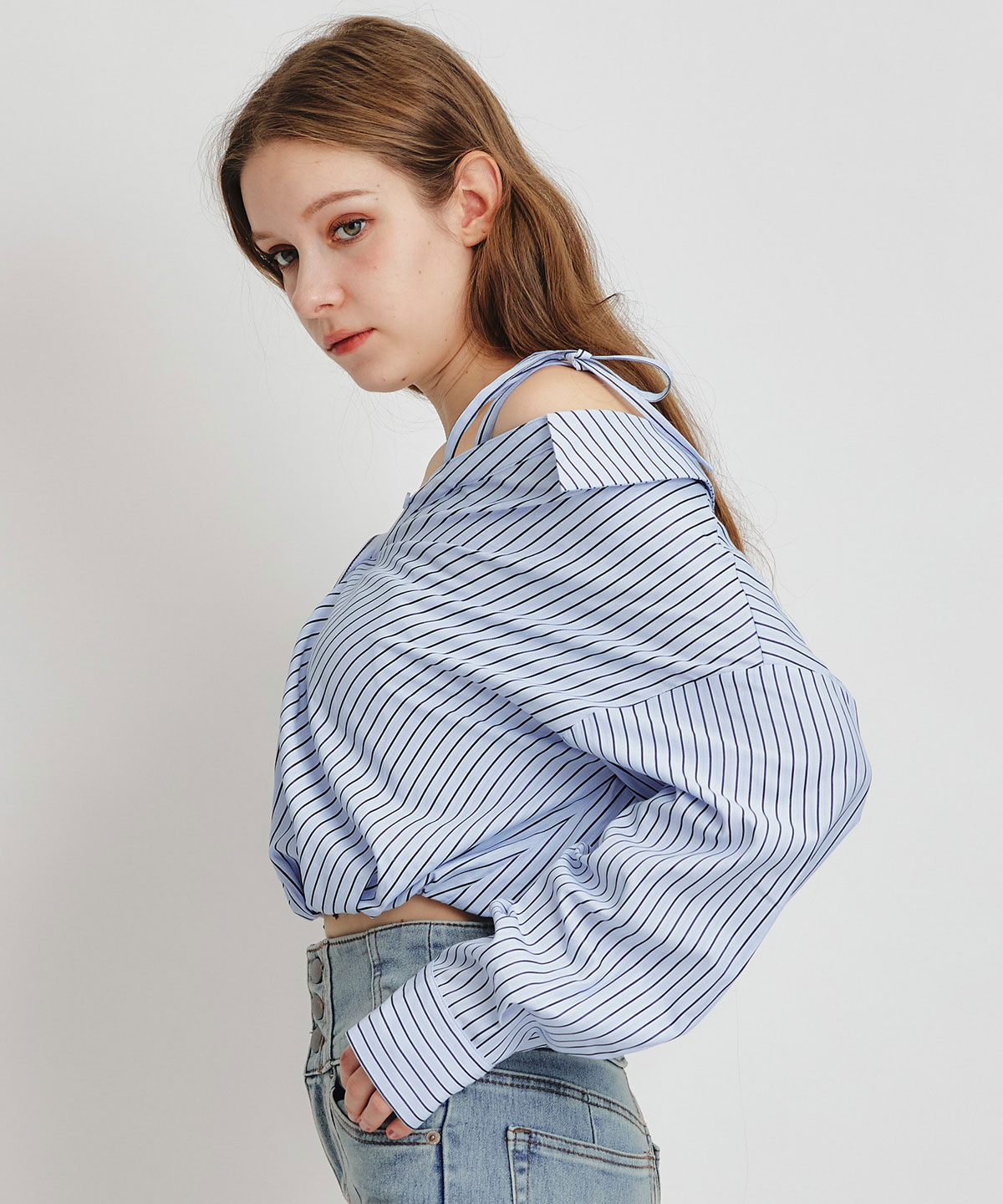 ベアレイヤードストライプバルーンオフショルブラウス