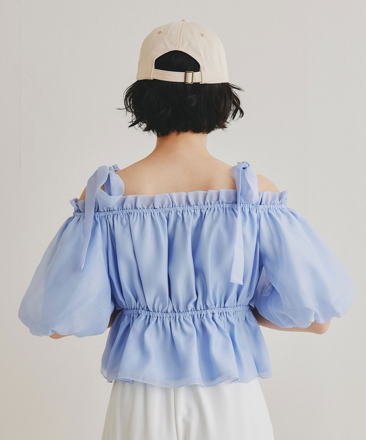 ショルダーリボンフリルオフショルブラウス
