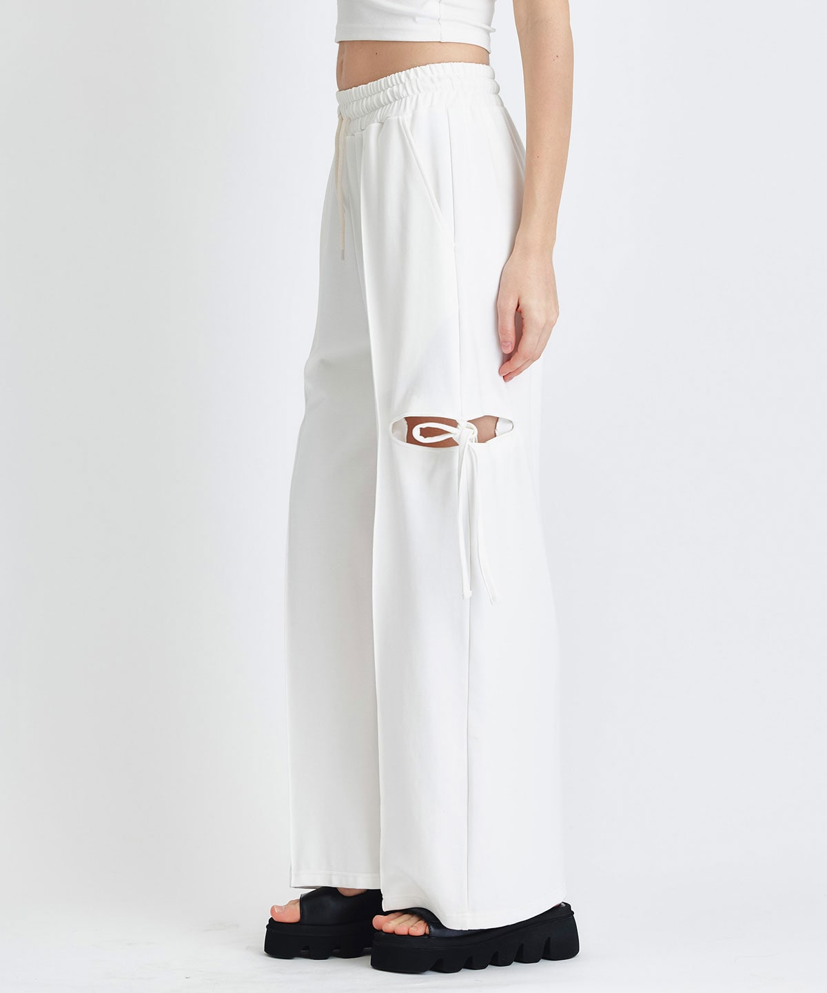 サイドカッティングリボンワイドパンツ