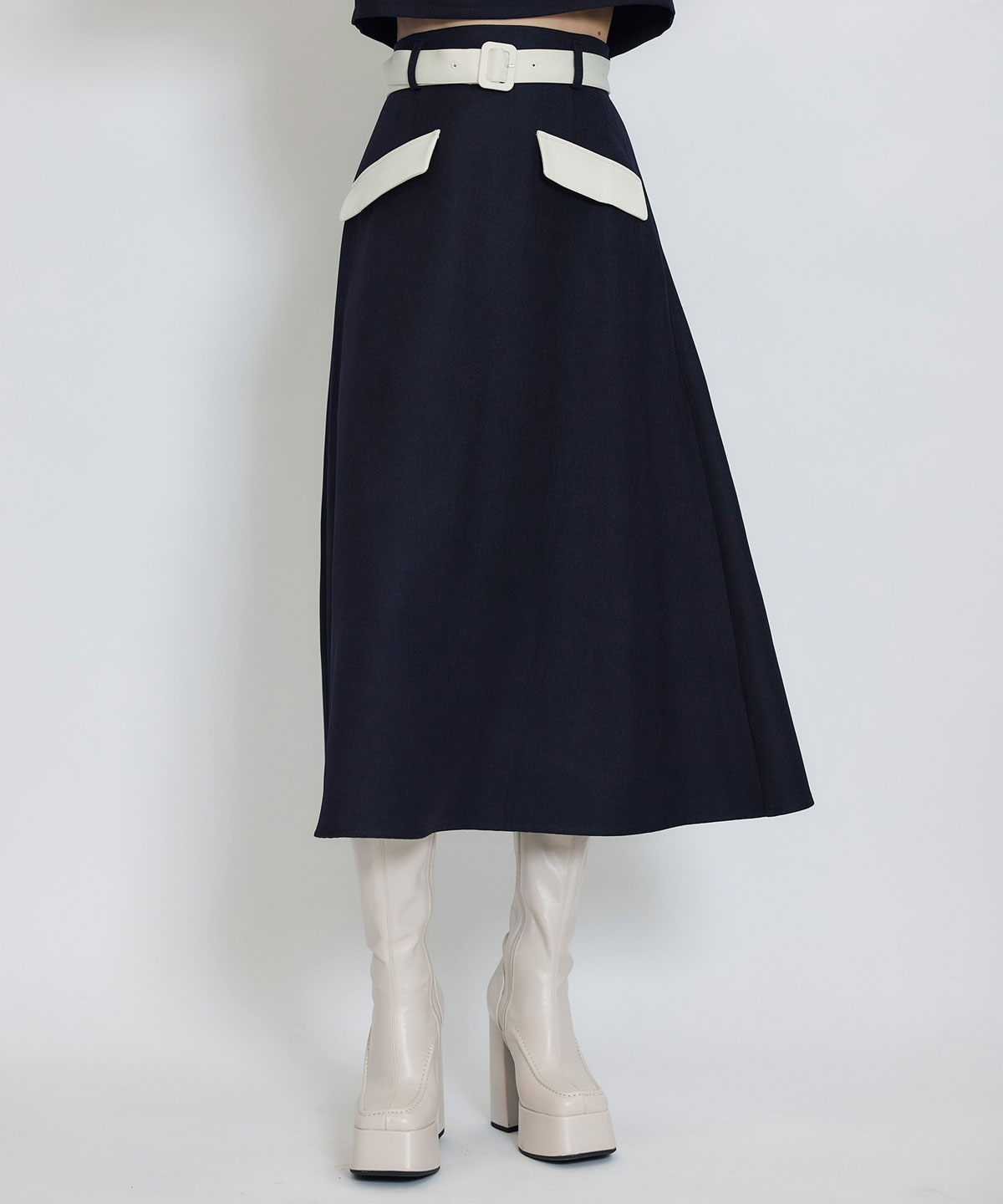 ビジューカラーコンパクトブラウス×バイカラーロングフレアスカートセットアップ