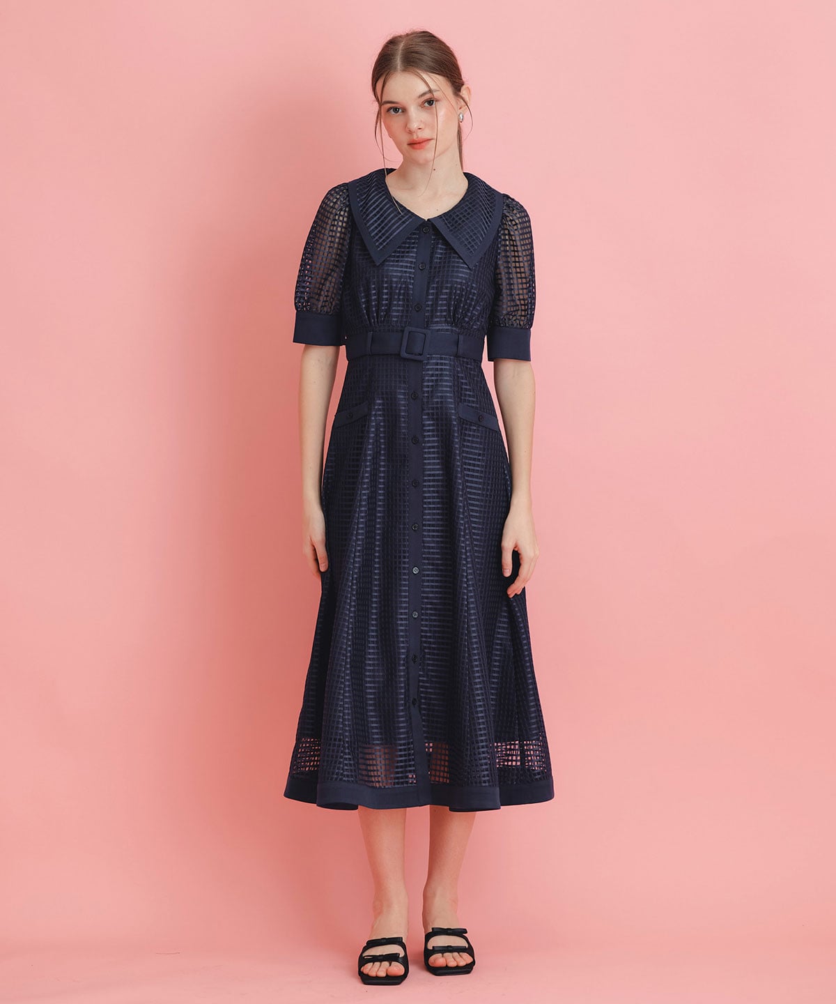 シアーチェックビッグカラーフレアロングワンピース