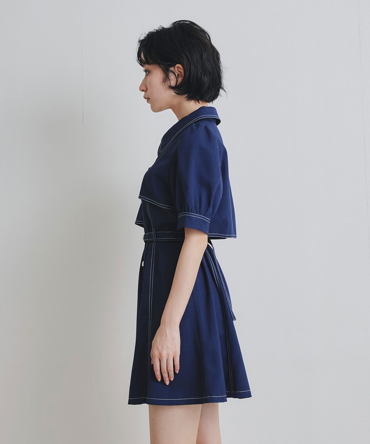 ステッチバイカラーレイヤードフレアミニワンピース