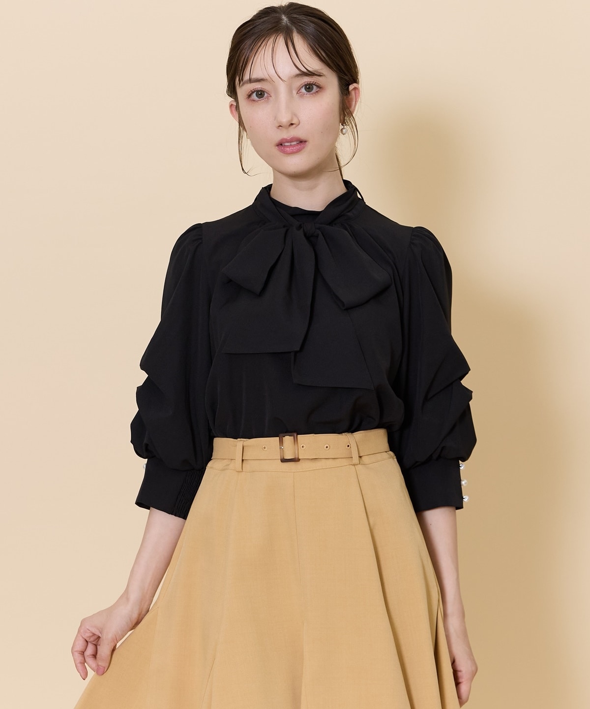 AUTUMNタックスリーブボウタイブラウス