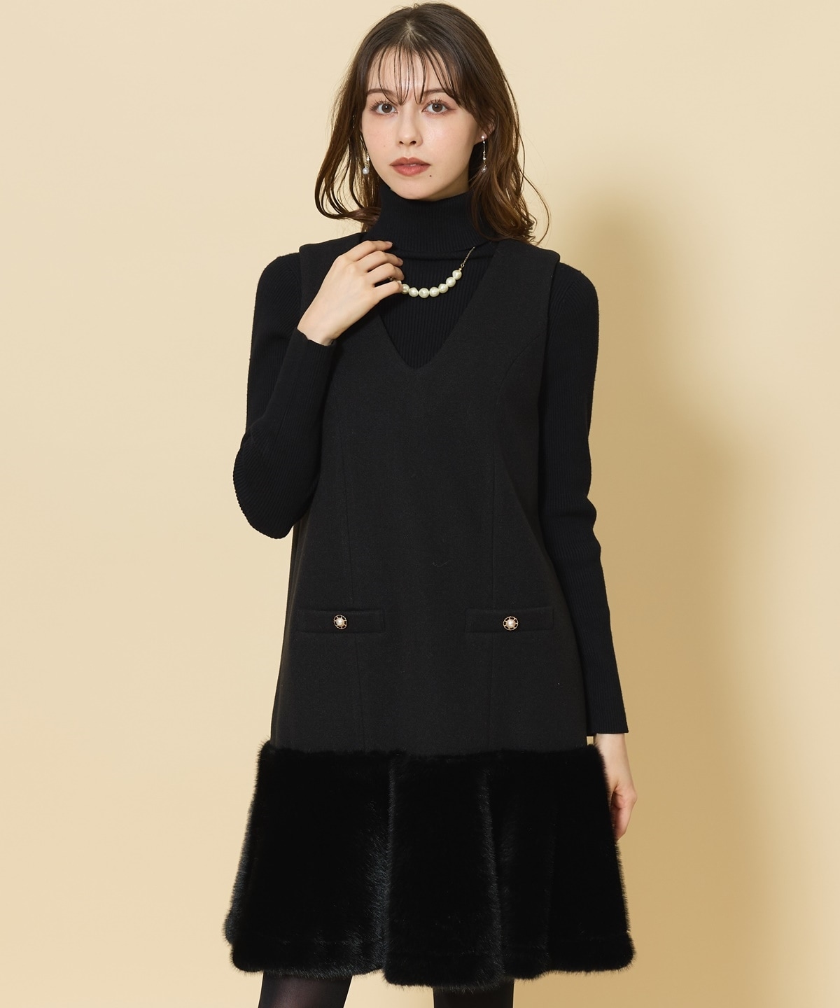 ヘムファーVネックノースリーブジャンパースカート(F エクリュ  