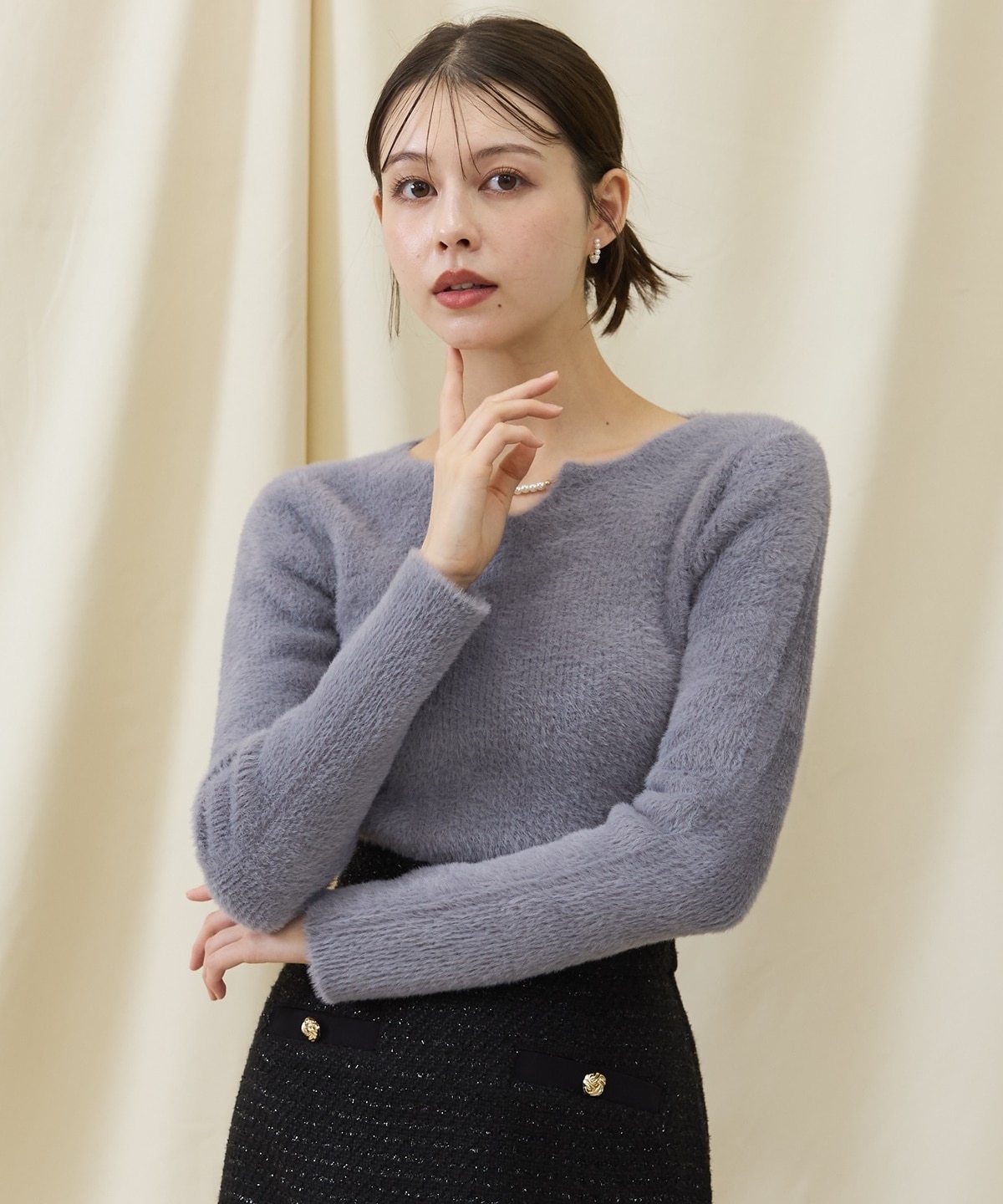 ショートフェザーパールキーネックニットプルオーバー