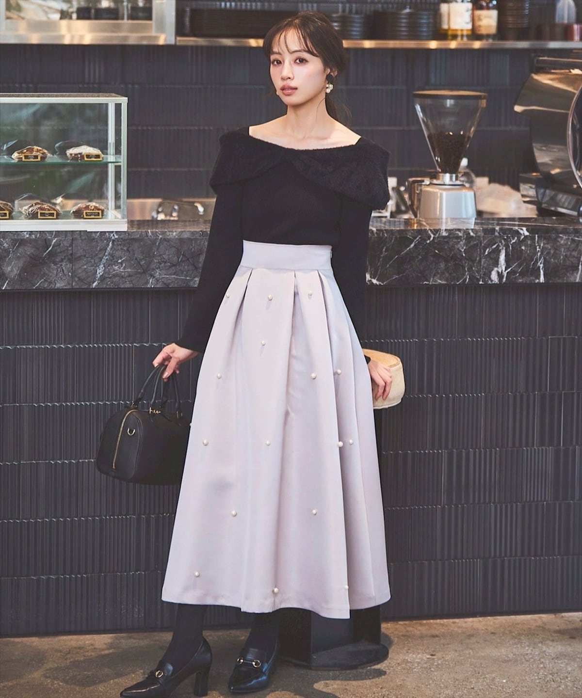 リボンオフショルフェザーニット