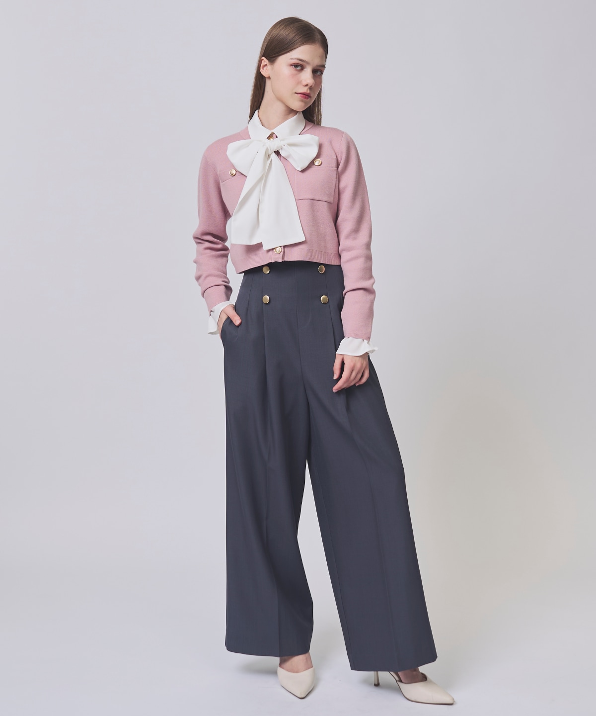 【1/30(Fri)発売開始】金ボタンクルーネックカーディガン