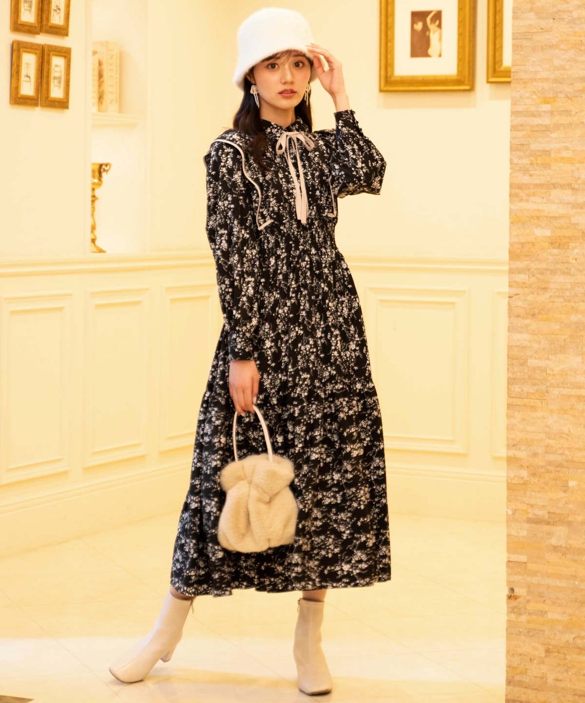 ティアード切り替えパイピングフリルワンピース