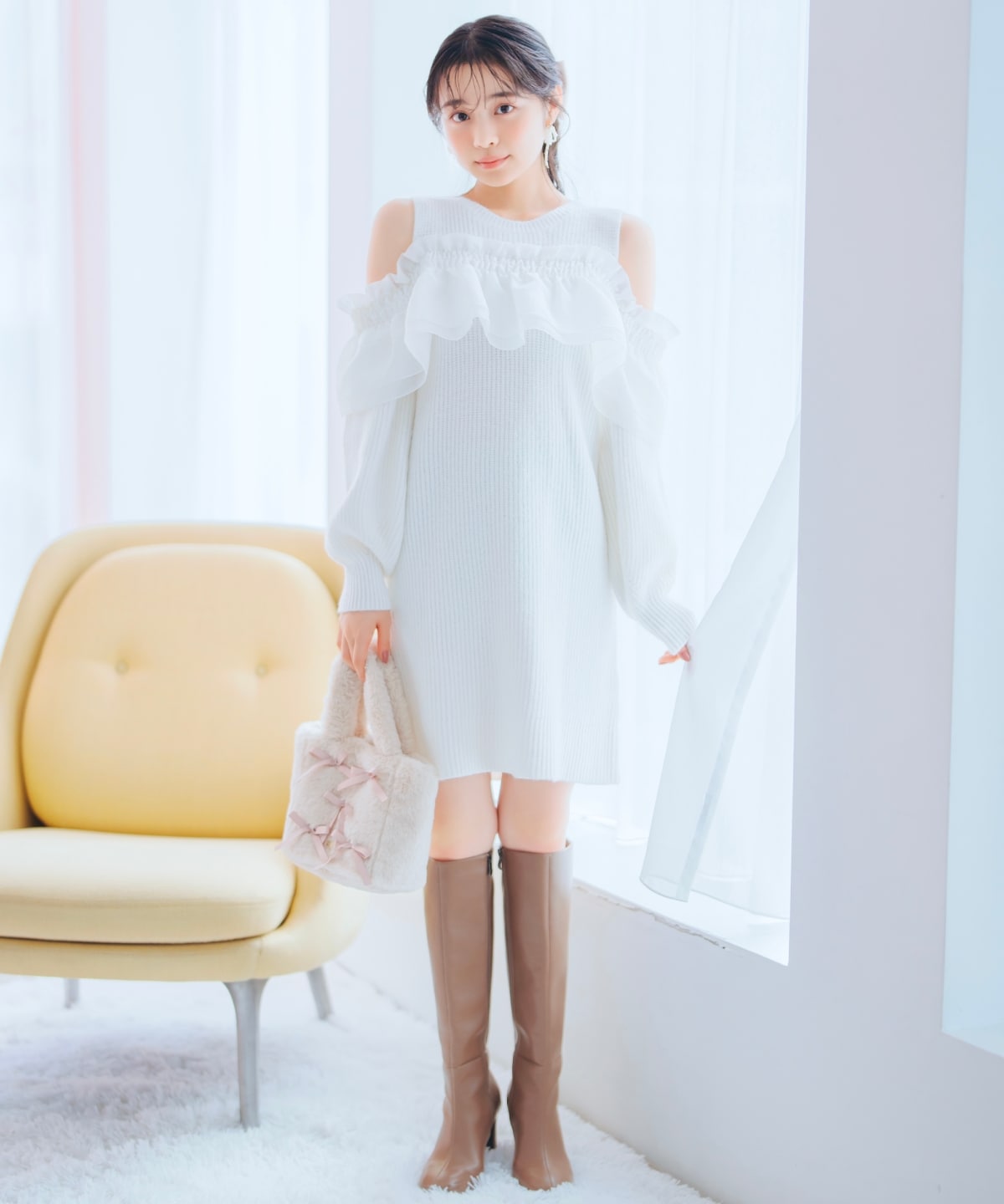 バックリボンオフショルニットワンピース