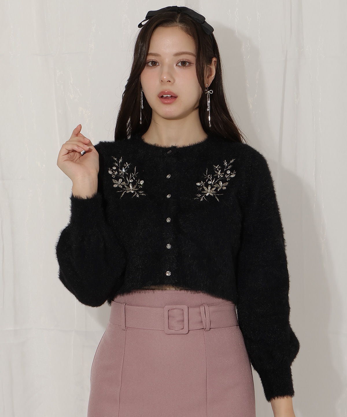 ビジュー付きラメ刺繍カーディガン