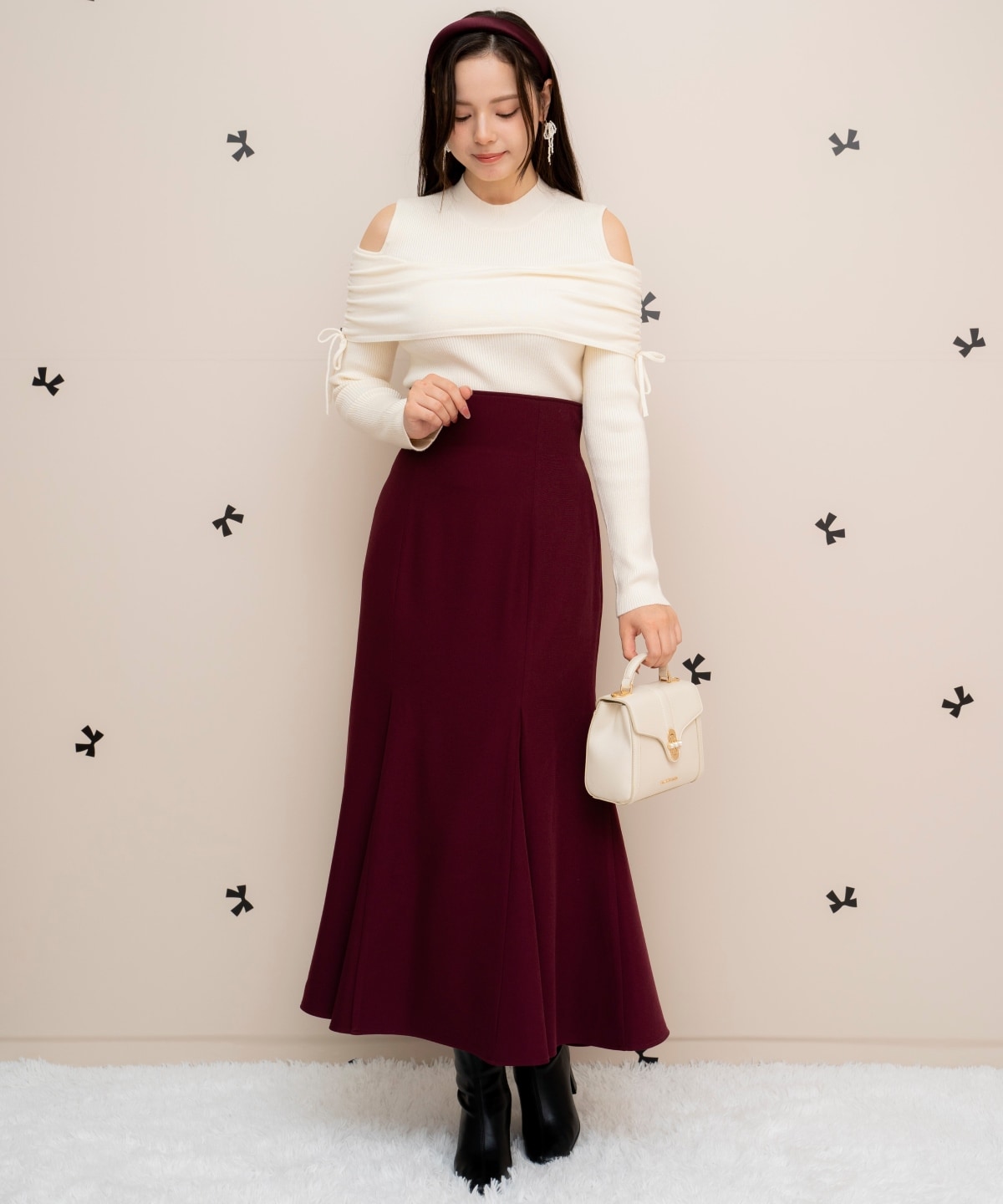 ギャザーリボンオフショルニット