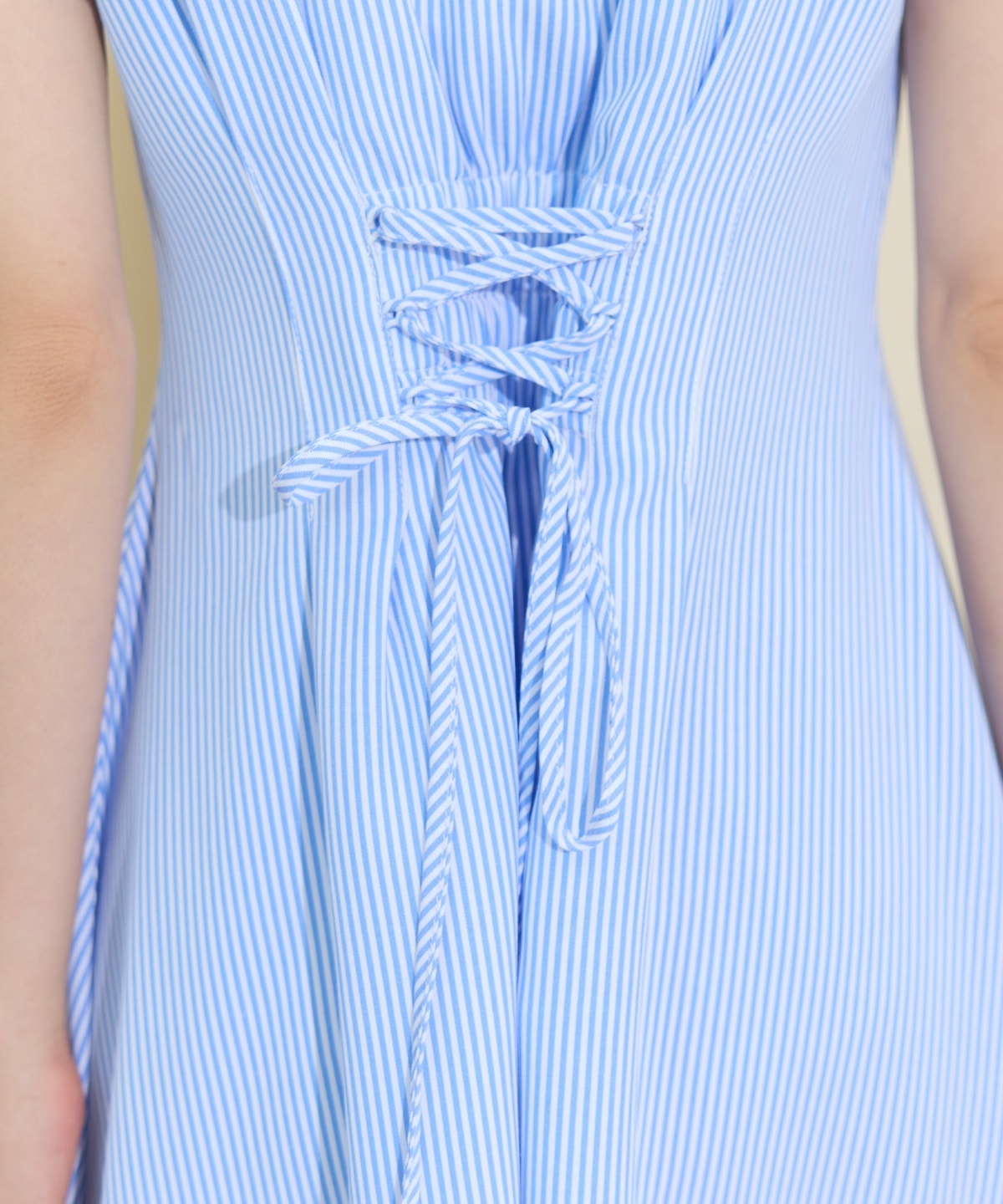 チュールフリルワンピース