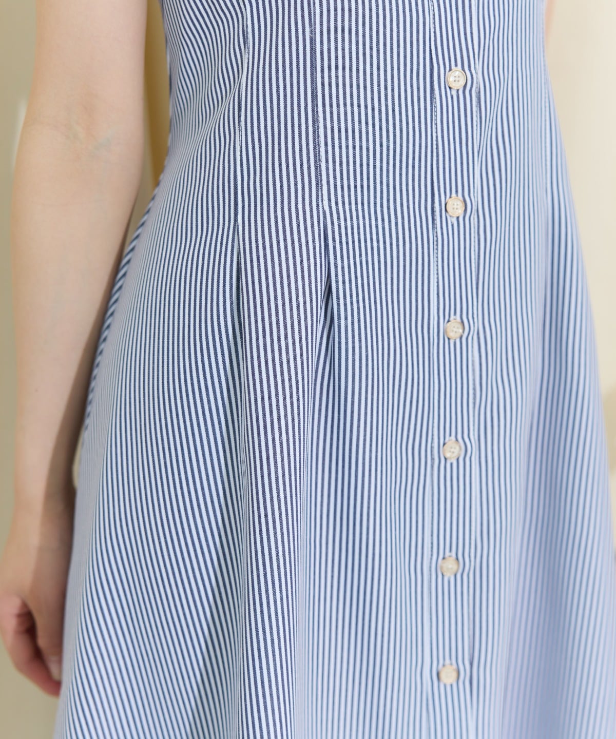 チュールフリルワンピース