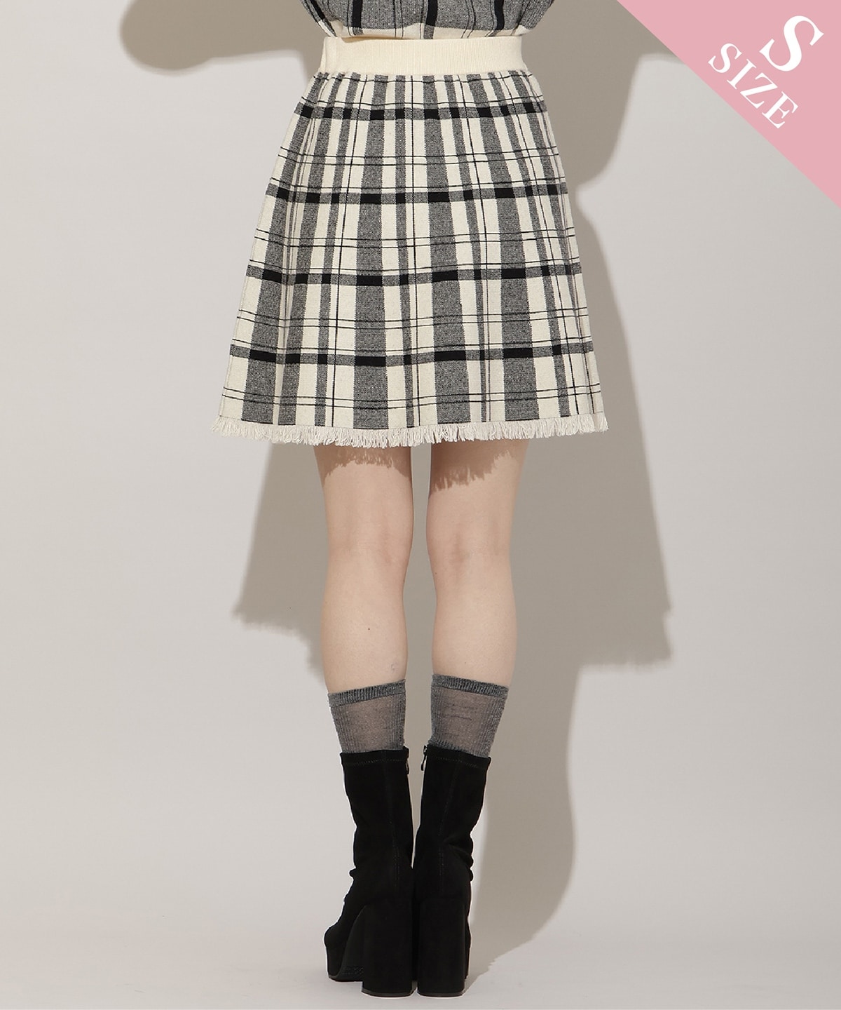 【新色追加】チェック柄ニットフレアスカート