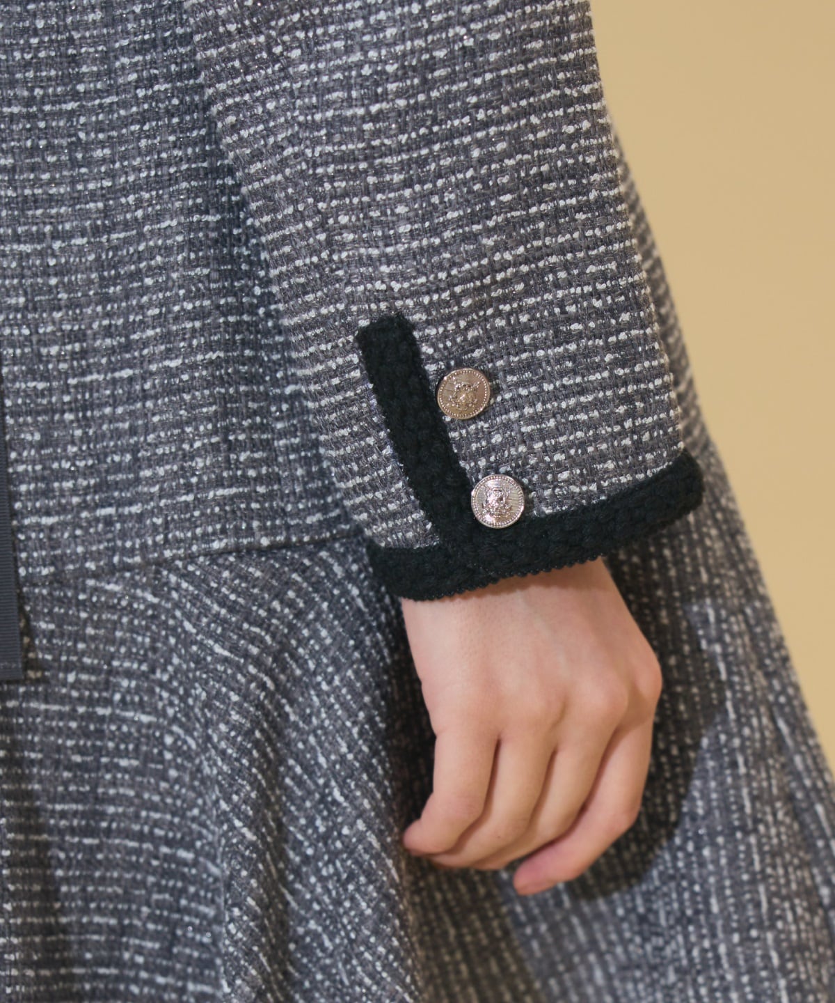 ブレードデザインノーカラーツイードジャケット