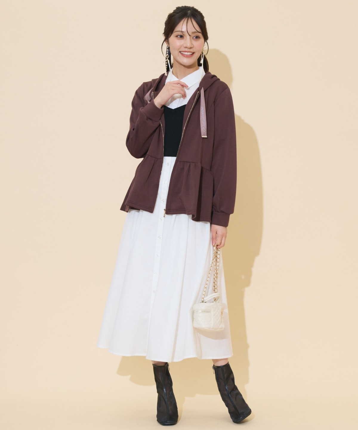 ペプラムパーカー