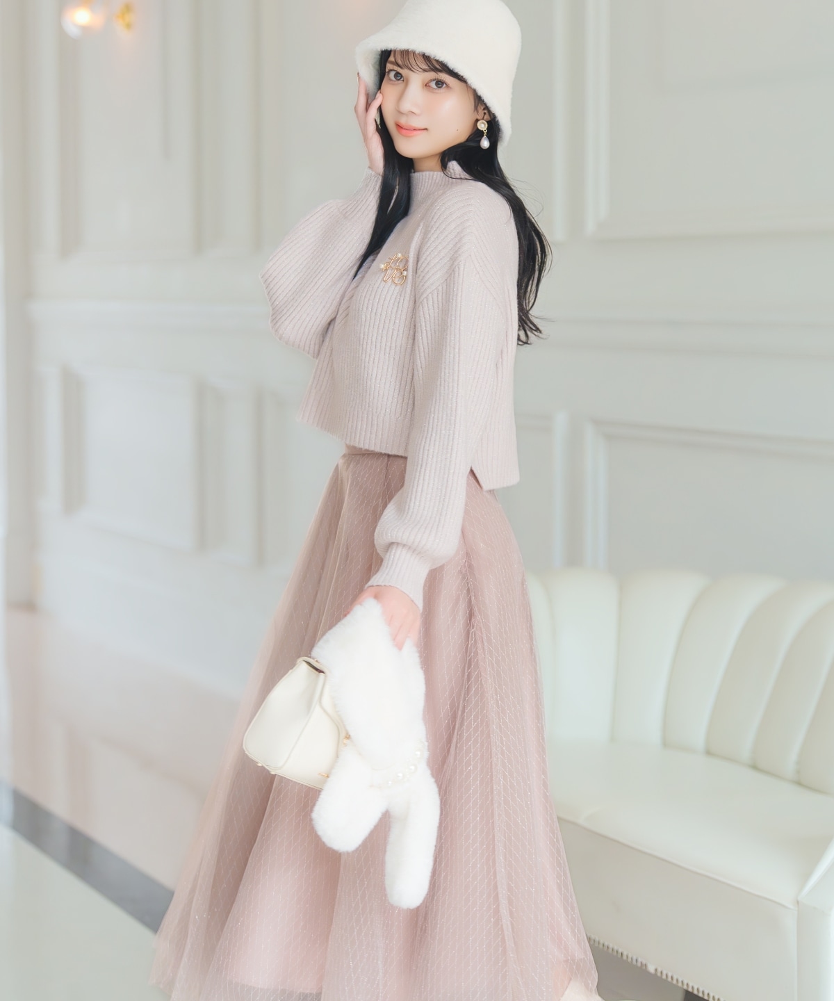 【12/5(fri)10時発売】ブローチ付きクロップドラメニット