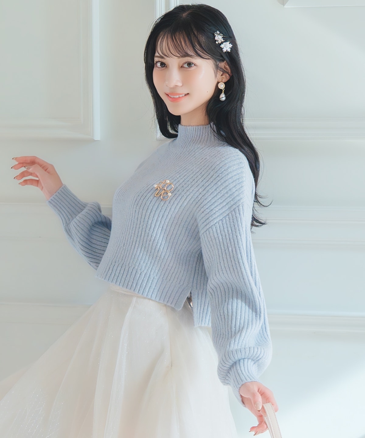 【12/5(fri)10時発売】ブローチ付きクロップドラメニット