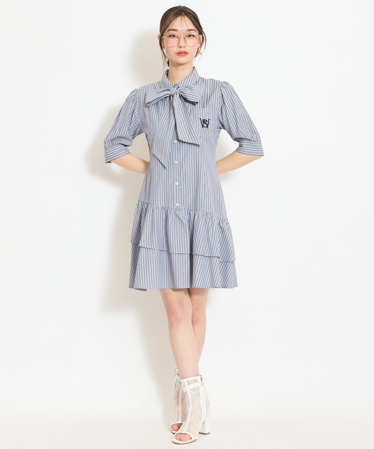 ティアードフリルリボンタイシャツワンピース