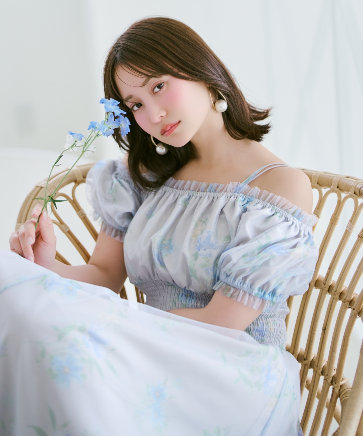 フラワーメッシュオフショルワンピース