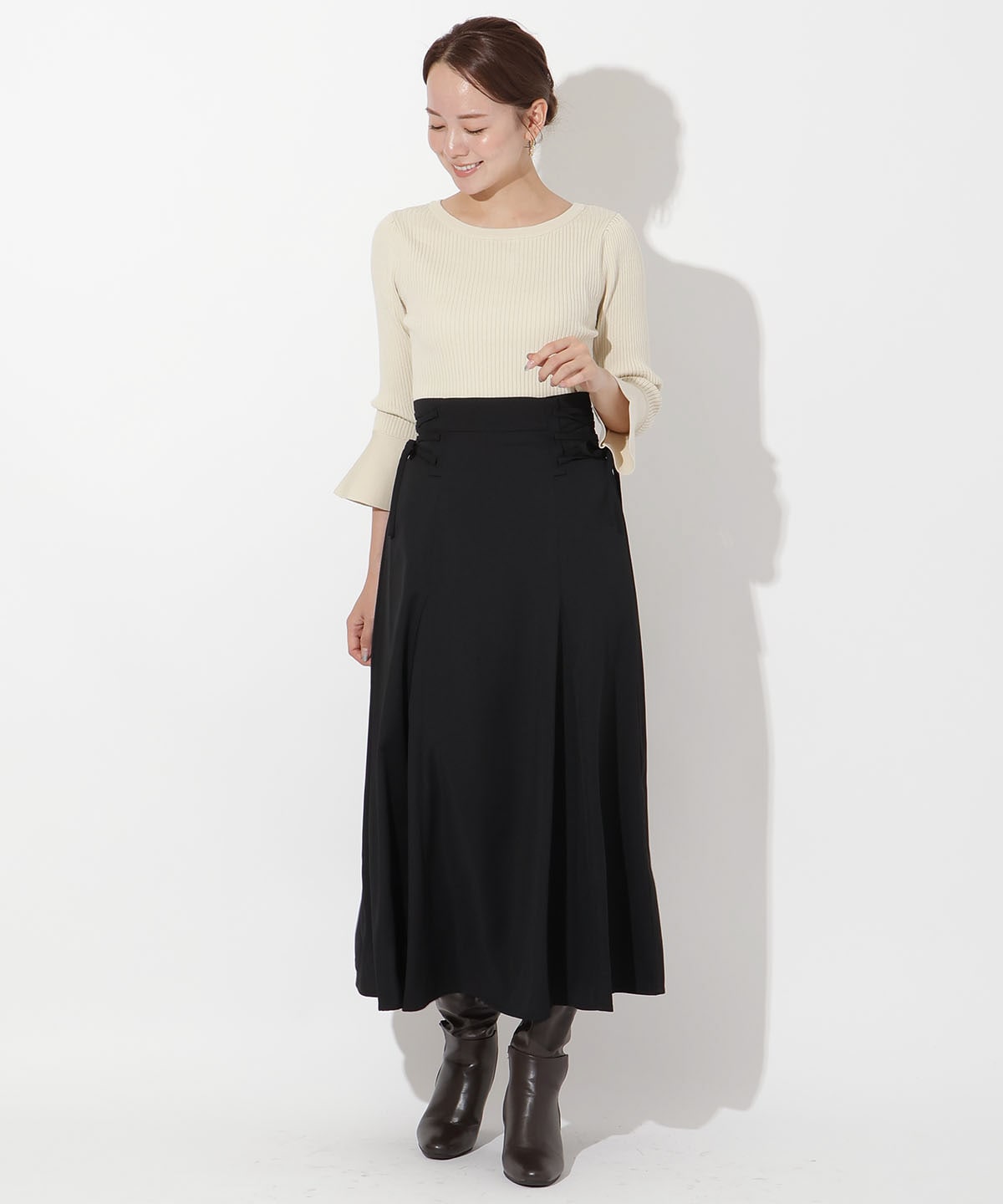 サイドレースアップフレアスカート