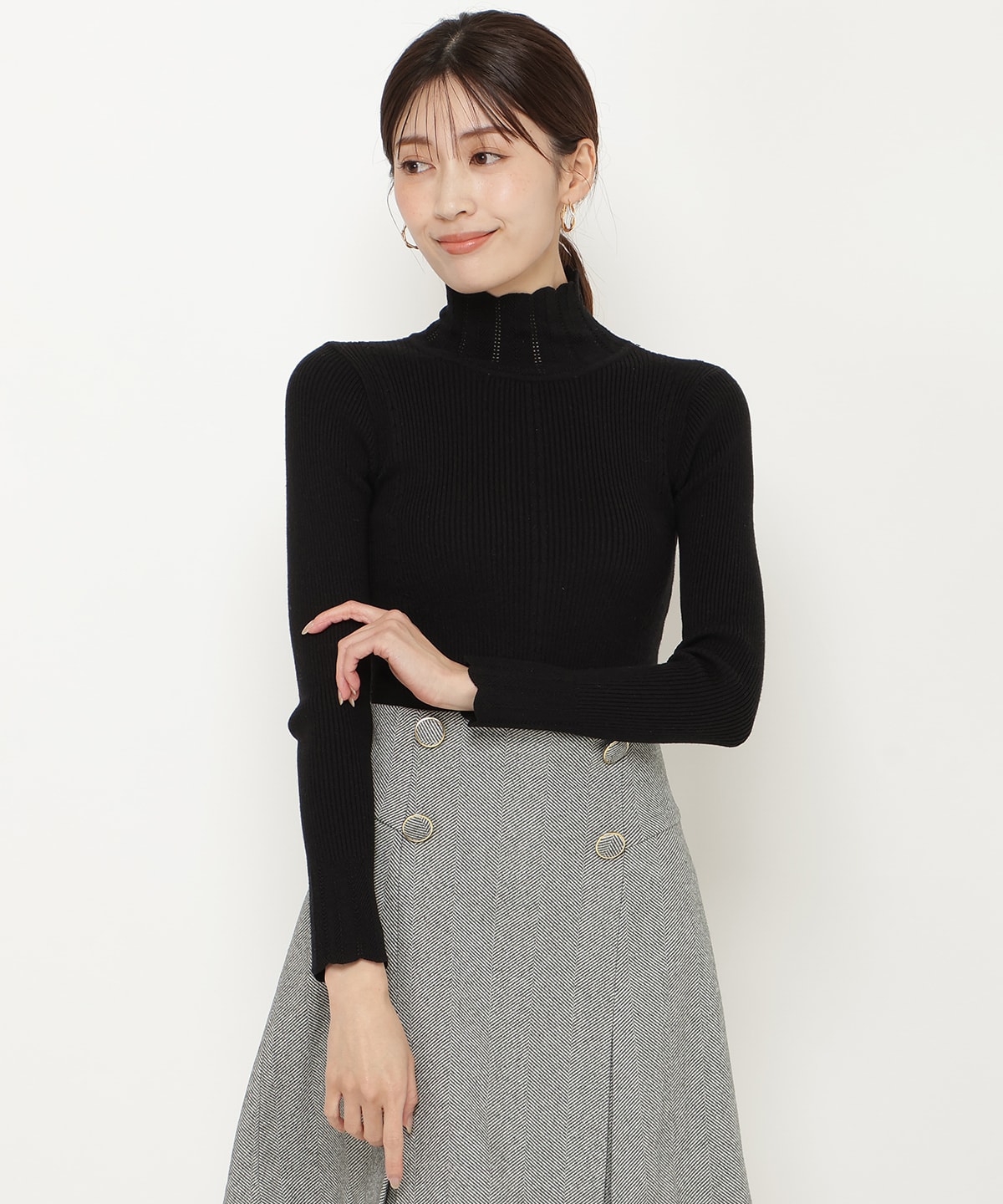 スカラハイネックニットプルオーバー