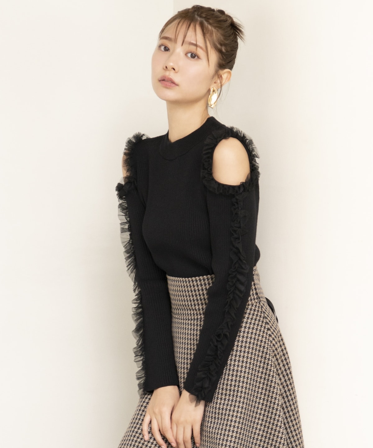 チュールフリルオフショルニットプルオーバー