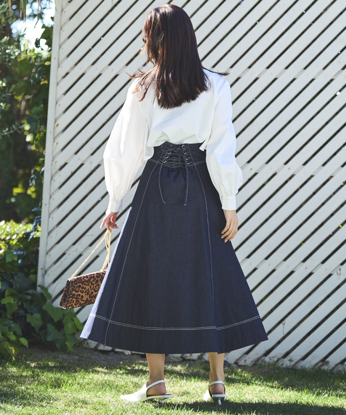 ヨークデザインタックシャツ