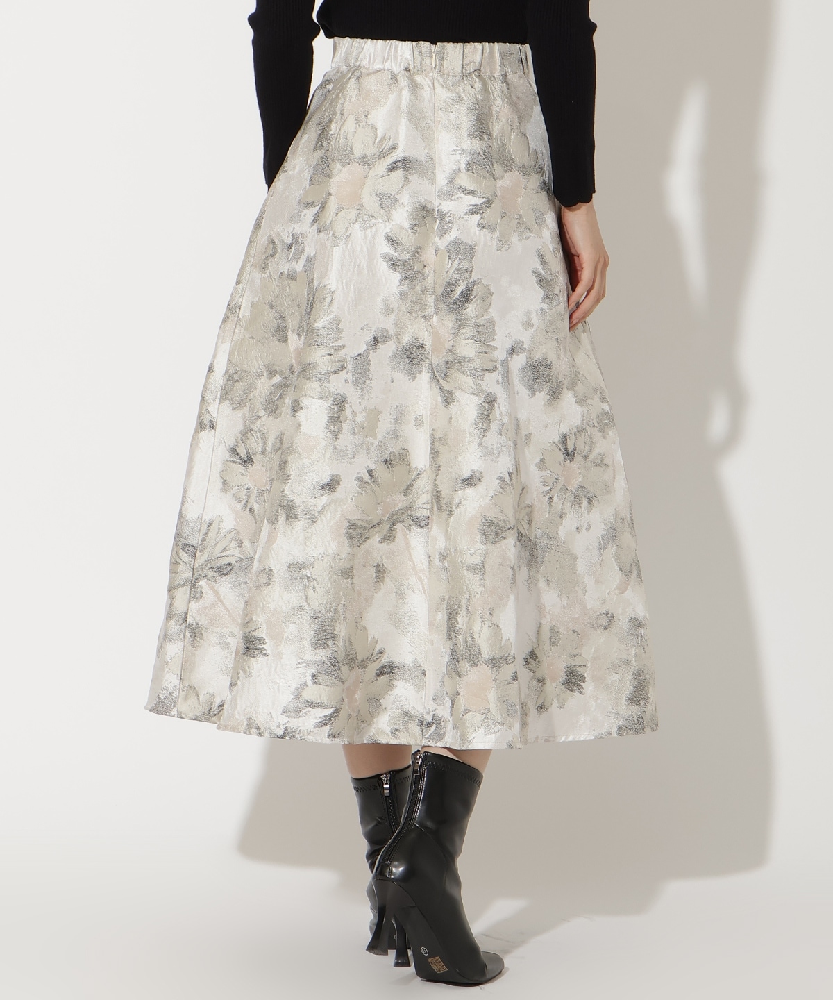 フラワージャガードフレアスカート